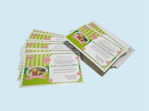 Kartu ucapan tasyakuran cetak full colour art paper 120gsm untuk acara aqiqah dan tasyakuran