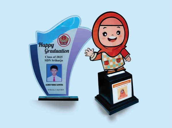 plakat akrilik custom wisuda bening kristal premium elegan