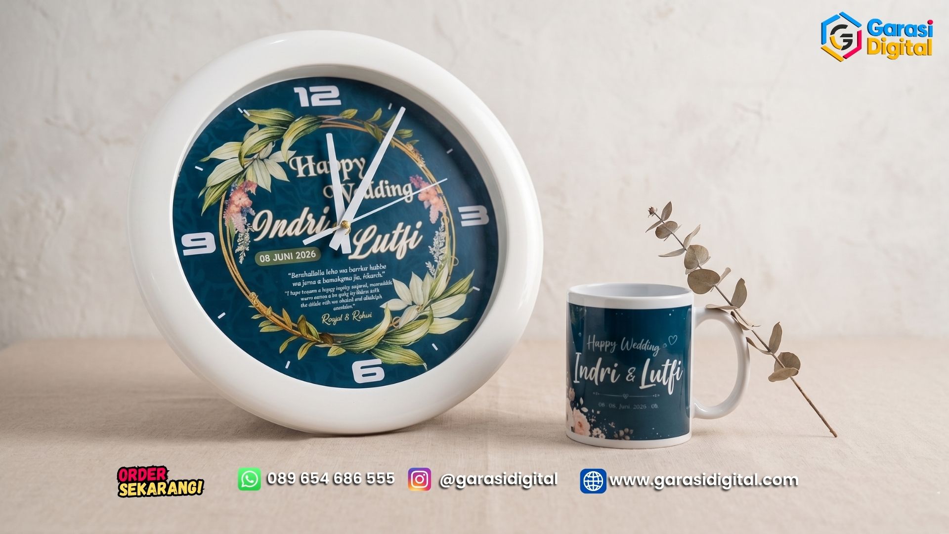 Kado Pernikahan Unik yang Tak Akan Dibuang: Jam Dinding & Mug Custom Nama